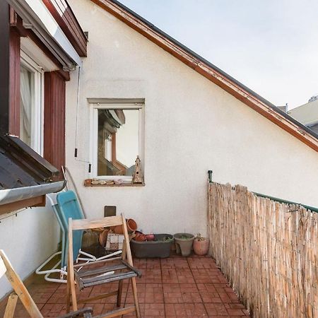 Relax Into Loft Living At A Light-Filled City Escape Budapest Kültér fotó