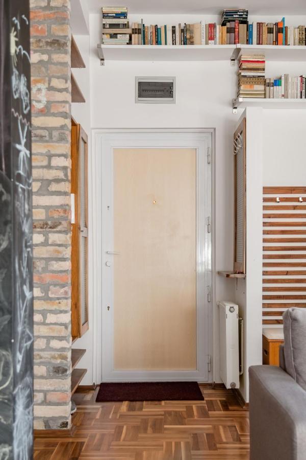 Relax Into Loft Living At A Light-Filled City Escape Budapest Kültér fotó